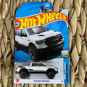 2020 Ram 1500 Rebel Pickup White Truck Hot Wheels 2024 Hotwheels New